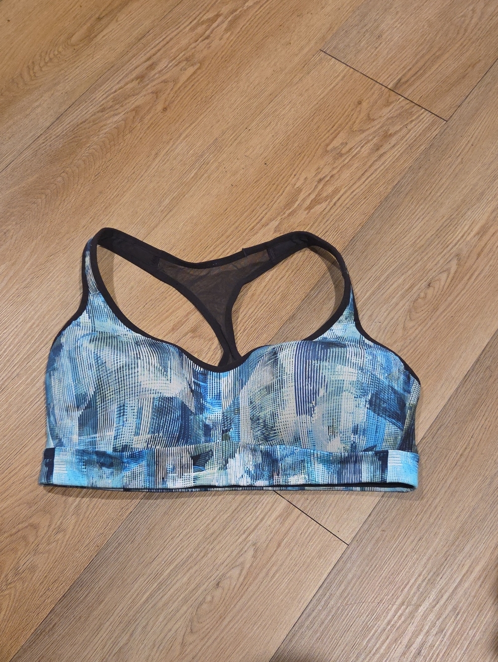 lululemon athletica Blue Abstract Print Racerback Sports Bra - size 8/10